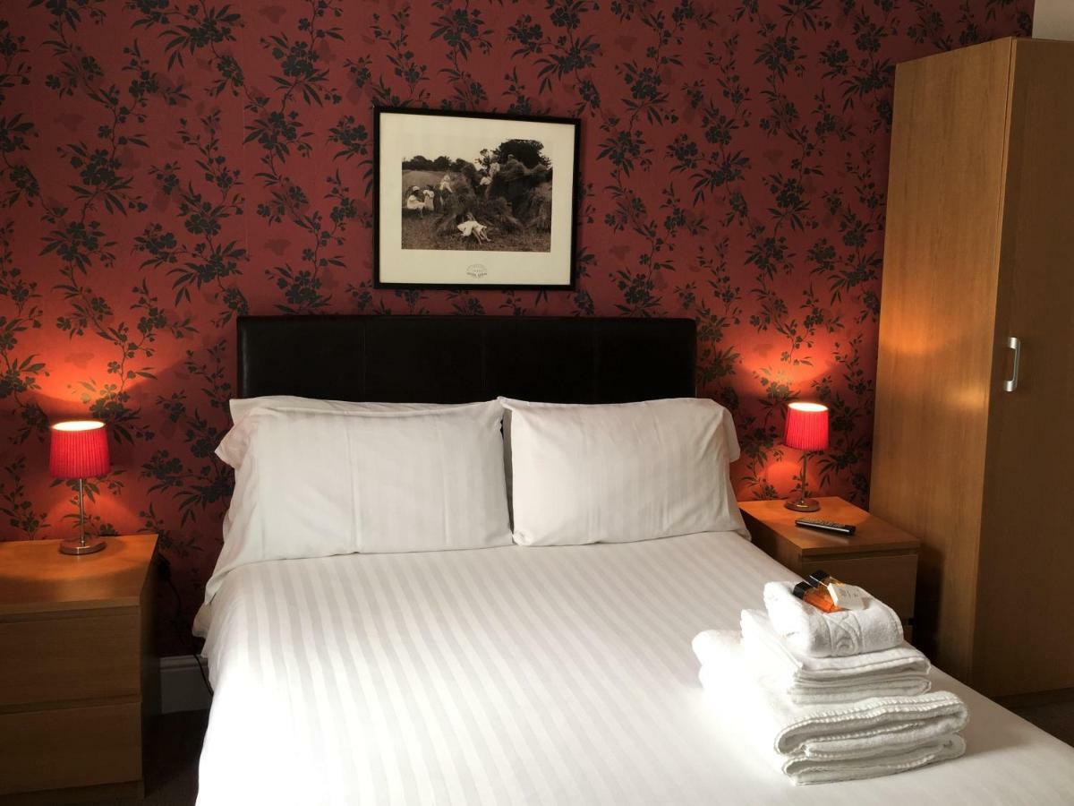 Palm Grove Bed & Breakfast 3*
